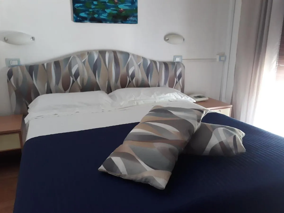 Hotel Tirrenia Chianciano Terme 3*,  Italia